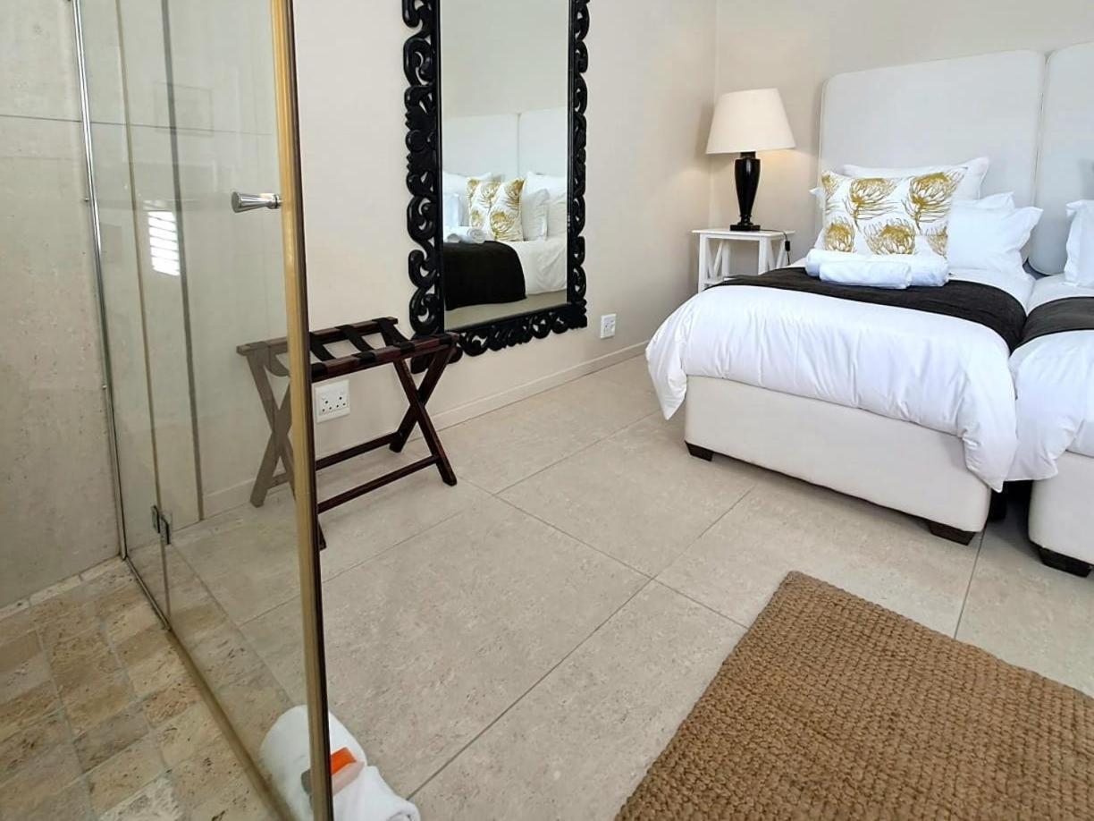 Ana'S Place Apartments Mossel Bay Habitación foto